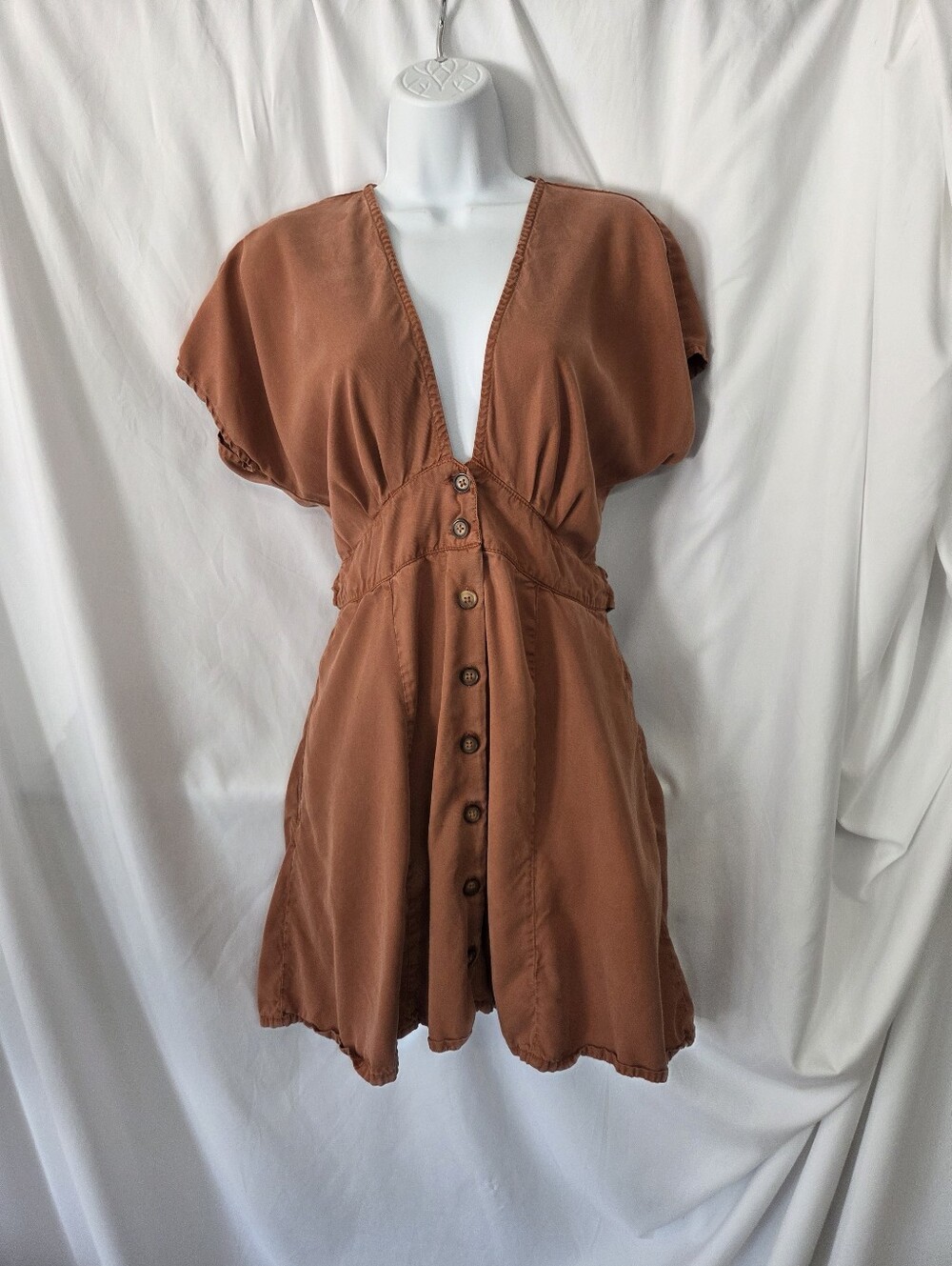 Rust Button-Front Short Sleeve Dress - Picture 3 of 6
